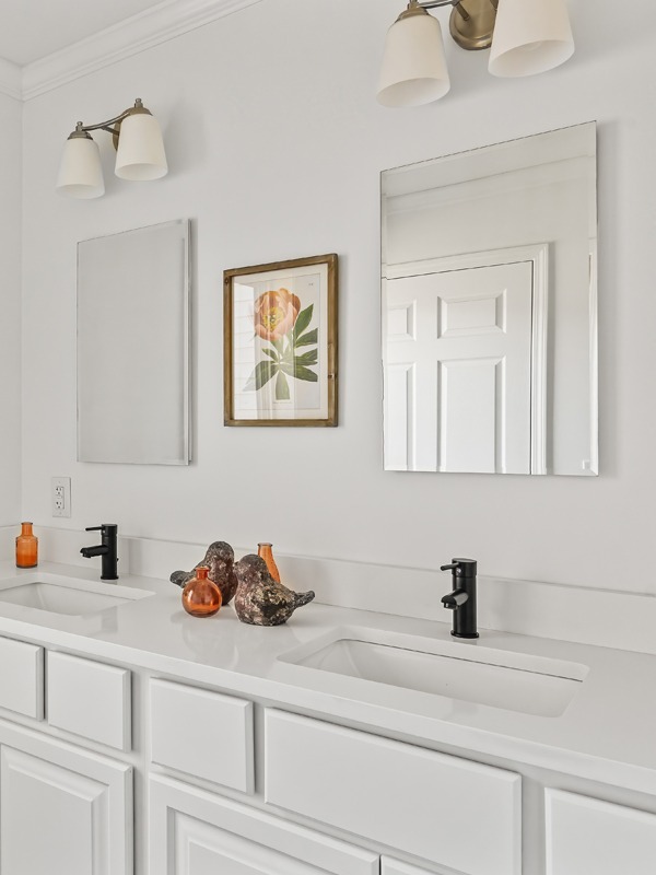 cardinal-homes-600x800-bathroom-decor