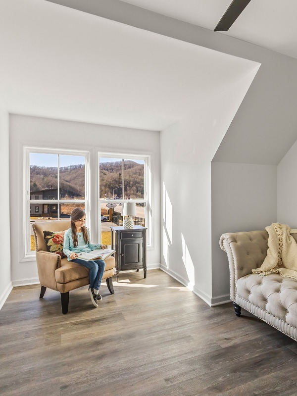 cardinal-homes-600x800-reading-nook